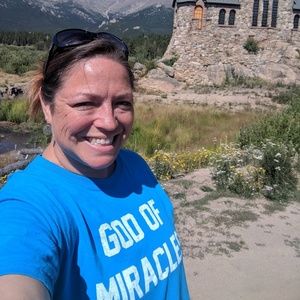 Meet your Posher, Angie